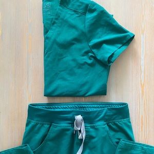 FIGS Women’s Hunter Green Scrub Set XS RARE
